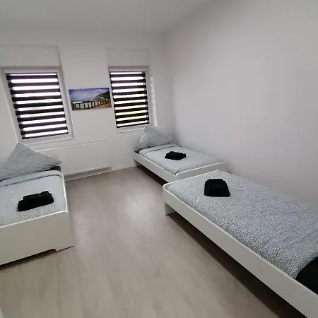 Estrella24 Living Singapur *